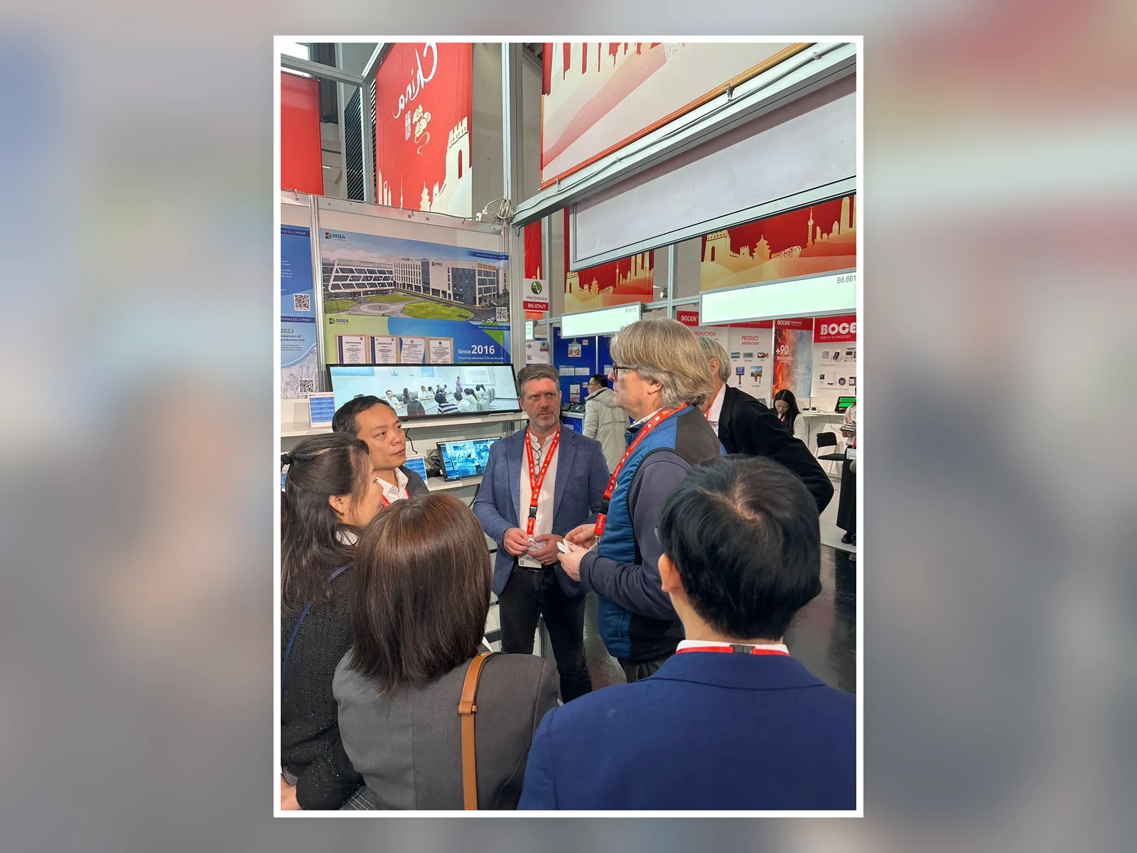 Technical Discussion with Overseas Visitors