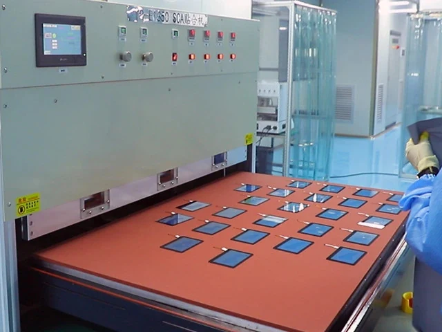 DISEA CTP process step 29: Cover Lens OCA Bonding